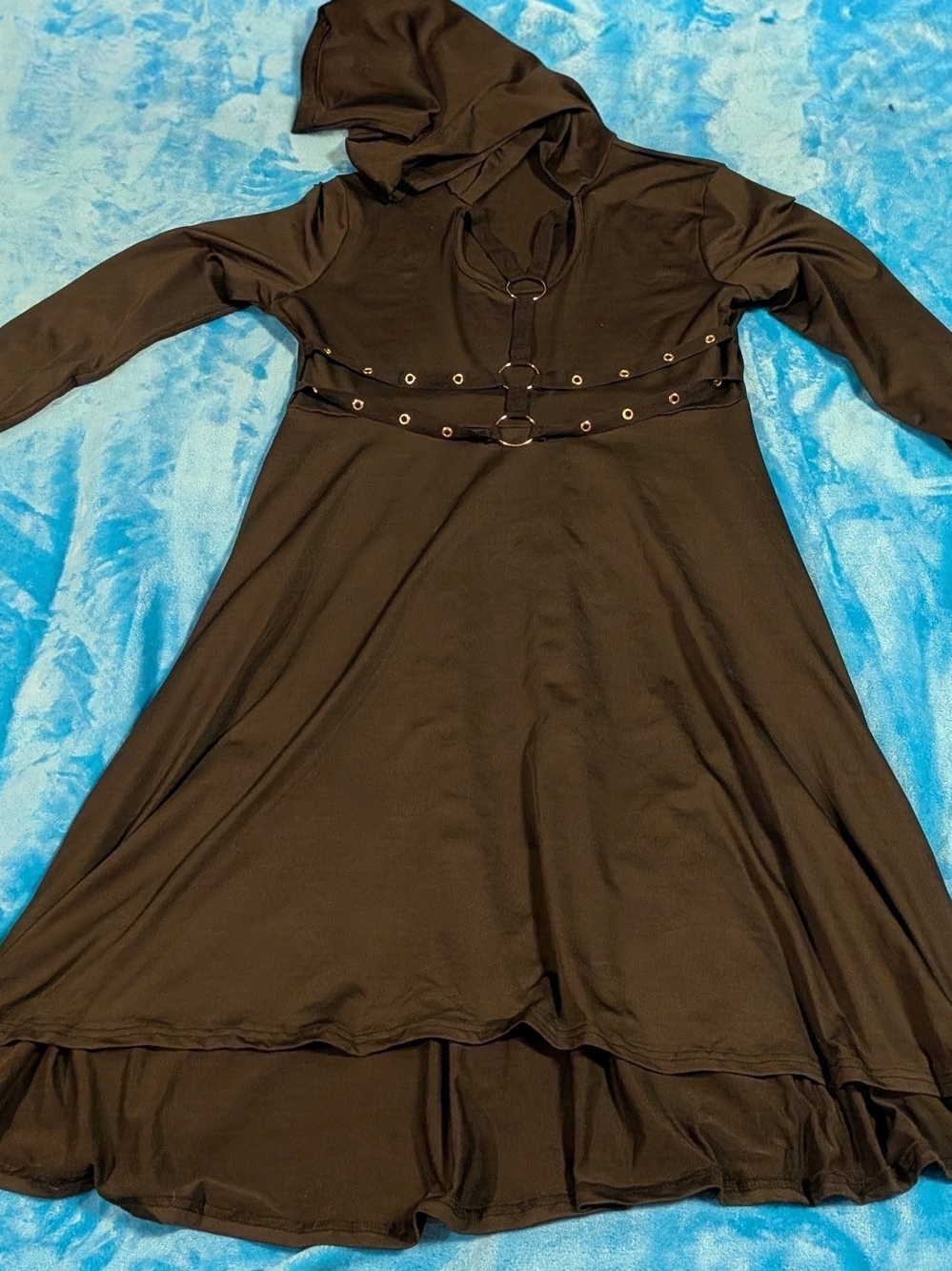 🖤 black hooded dress with o-ring belted waist 🖤